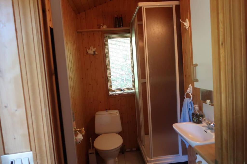 Cottage With Hot Tub In Beautiful SurroundingsHroarsstathir エクステリア 写真