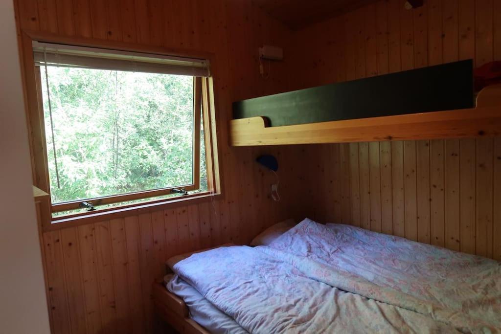 Cottage With Hot Tub In Beautiful SurroundingsHroarsstathir エクステリア 写真